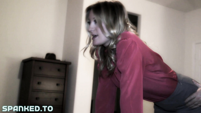 Spanking Glamour - Business Girl Sophie Spanked in Bedroom